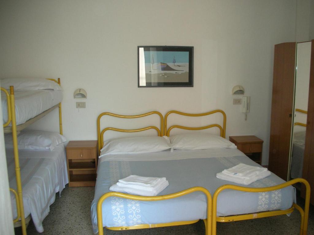 Hotel Leda Rimini Pokoj fotografie