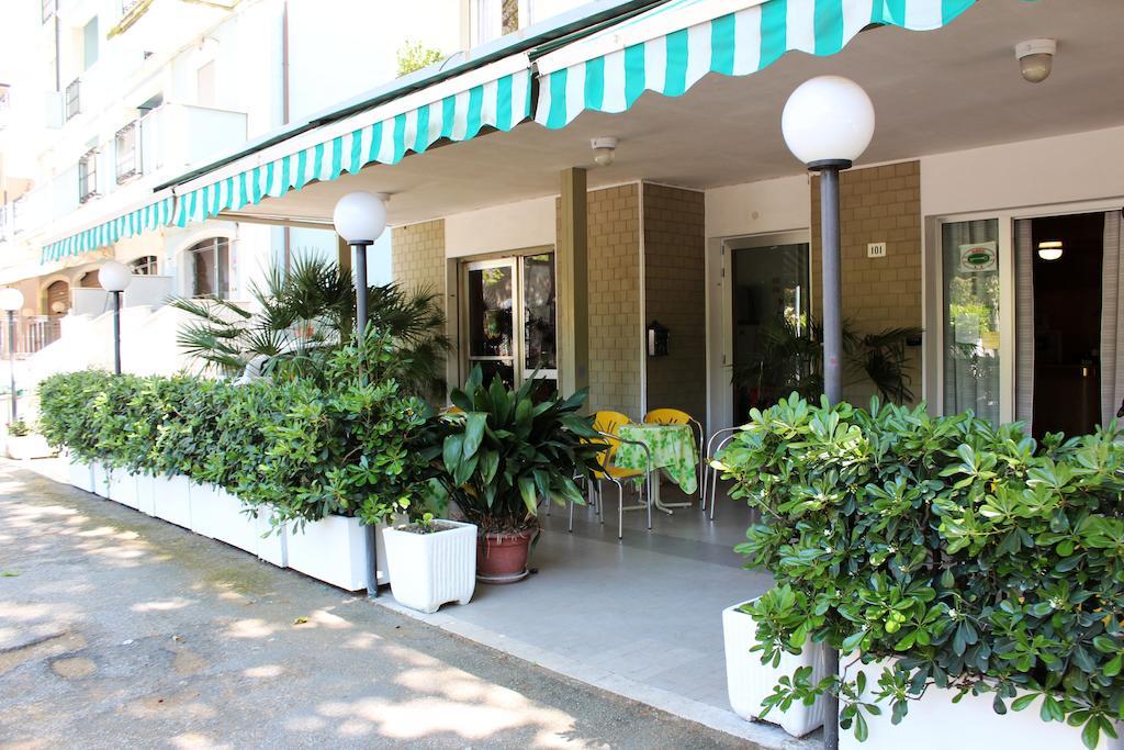 Hotel Leda Rimini Exteriér fotografie